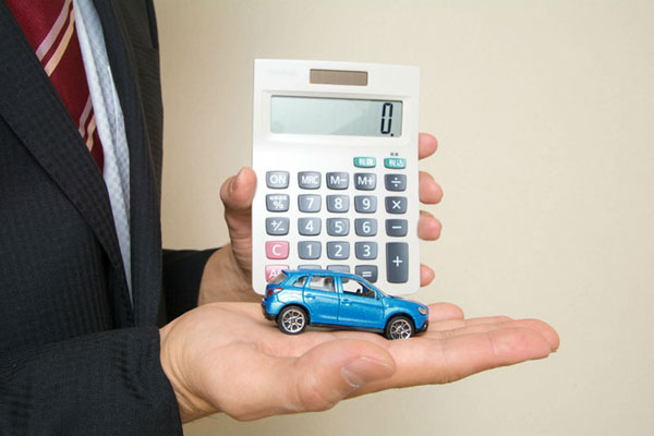 車の維持費は生涯でどのぐらいかかる？車の購入後に必要な費用を解説